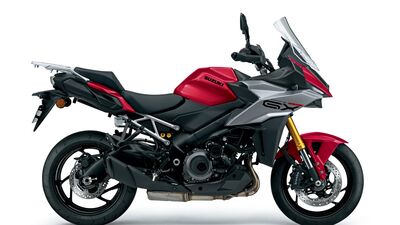 GSX-S1000GX_M5_YYG_Right.jpg