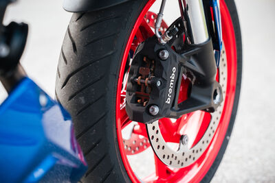 ©motochecker-bmw-f900xr-2025-7.jpg