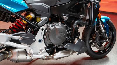 f900r.jpg