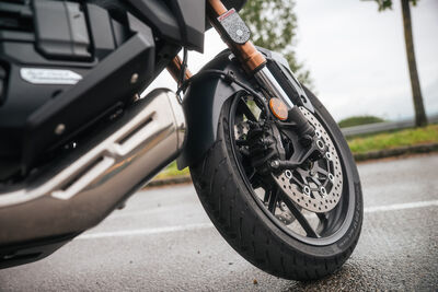 ©motochecker-honda-nt-1100-2.jpg