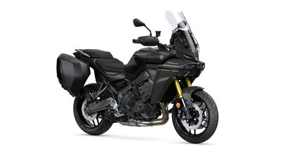 2025-Yamaha-MT09ATRDXS-EU-Tech_Back-360-Degrees-001-03.jpg