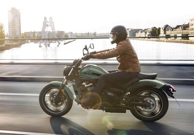 24MY_Vulcan_S_GN1_ACT__6.jpg