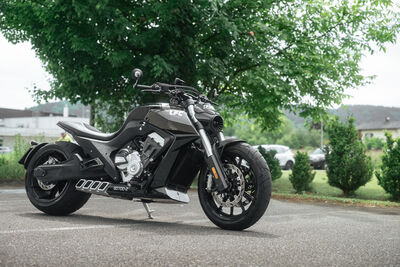 ©motochecker-1.jpg