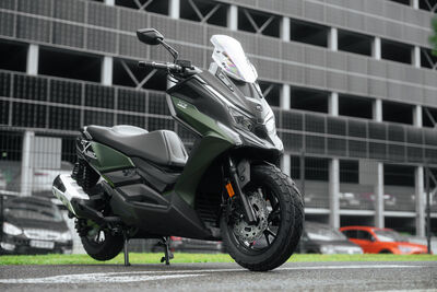 ©motochecker-1.jpg