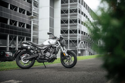 ©motochecker-1.jpg