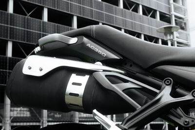 ©motochecker-5.jpg
