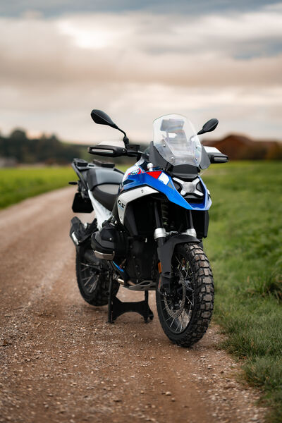 r1300gsauftrailmaxraid.jpg
