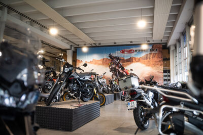 ©motochecker-6.jpg