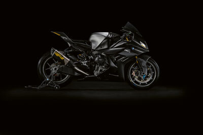 P90599013_highRes_bmw-motorrad-concept.jpg