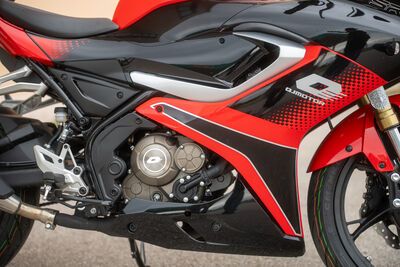 ©motochecker-3.jpg