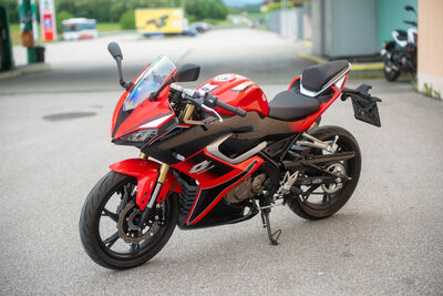 ©motochecker-5.jpg