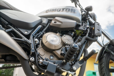 ©motochecker-5.jpg