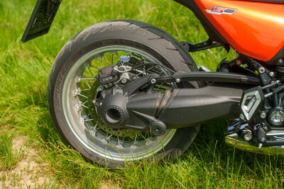 ©motochecker-yamahatracergt9-5.jpg