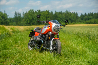 ©motochecker-yamahatracergt9-2.jpg