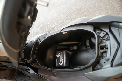 ©motochecker-5.jpg