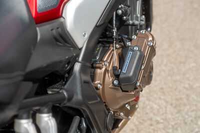 ©motochecker-2.jpg