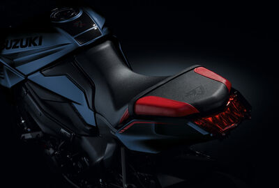 02_COLOURED_SEAT.jpg