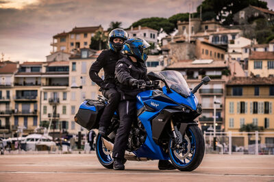 GSX-S1000GT_M2_Action_87.jpg