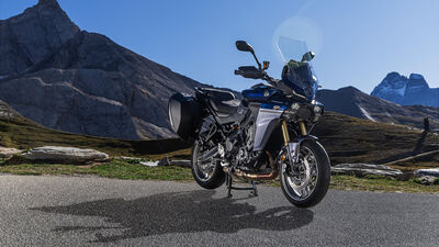 2025-Yamaha-MT09ATRDXCS-EU-Cobalt_Blue-Static-002-03.jpg