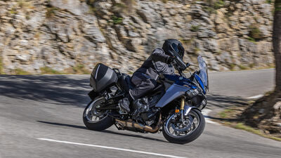 2025-Yamaha-MT09ATRDXCS-EU-Cobalt_Blue-Action-010-03.jpg