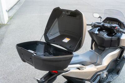 ©motochecker-7.jpg