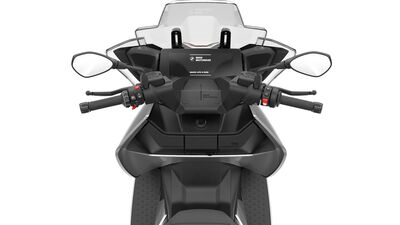 P90606725_highRes_the-new-bmw-ce-04-07.jpg
