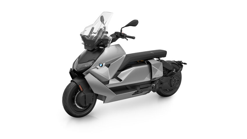 P90606722_highRes_the-new-bmw-ce-04-07.jpg