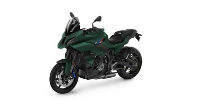 P90608457_highRes_bmw-motorrad-model-r.jpg
