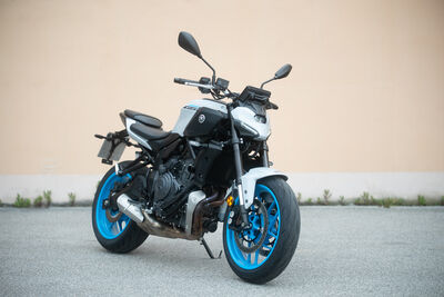 ©motochecker-1.jpg