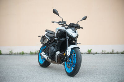 ©motochecker-2.jpg