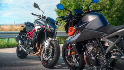 ©motochecker-kawasakiz900-vs-ktmduke990-3.jpg