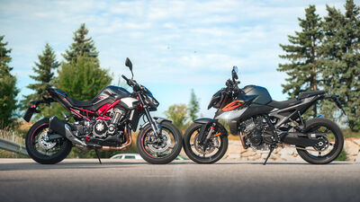 ©motochecker-kawasakiz900-vs-ktmduke990-1.jpg