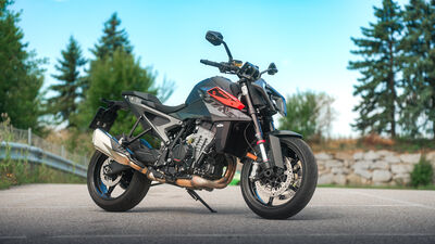 ©motochecker-ktmduke990-1.jpg