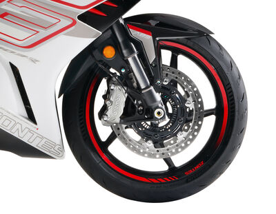ZT703-RR-White-Red-STUDIO-2-copia-scaled.jpg