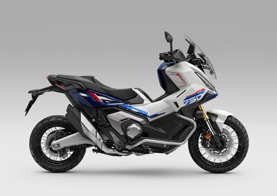 541443_26YM_HONDA_X-ADV.jpg