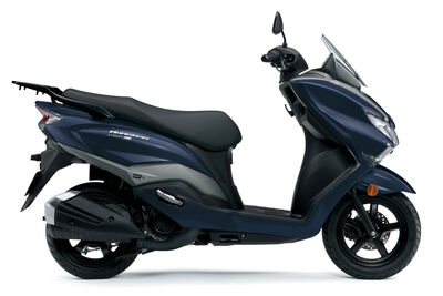 BURGMAN_STREET_125EX_M6_YUA_Right (1).jpg
