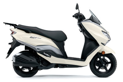 BURGMAN_STREET_125EX_M6_Q1S_Right (1).jpg