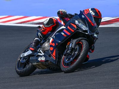 Aprilia_RS457_wall-image_1920x1440_2.jpg