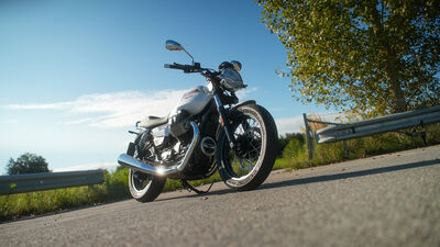 ©motochecker-12.jpg