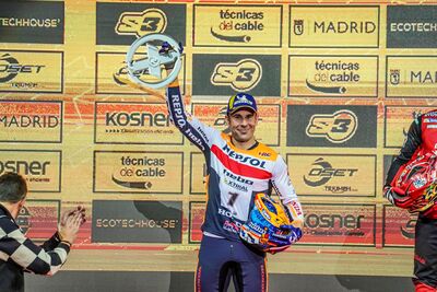 542742_Beyond_the_bike_Celebrating_the_winningest_Champion_of_them_all.jpg
