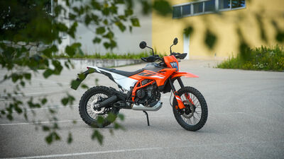 ©motochecker-1.jpg