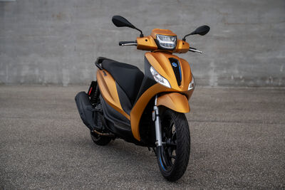 ©motochecker-2.jpg