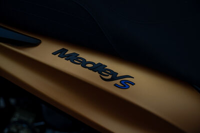 ©motochecker-1.jpg