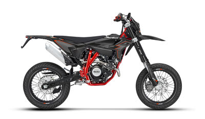 RR-4T-125-R-Black-3-scaled.jpg