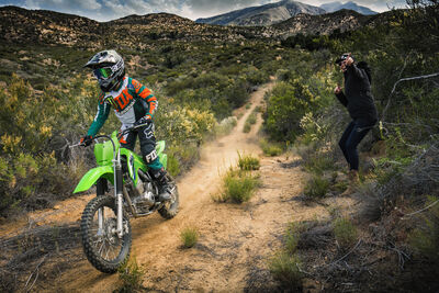 KLX140R MY26 (1).jpg