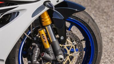 suzuki-gsxr1000r-detail4.jpg