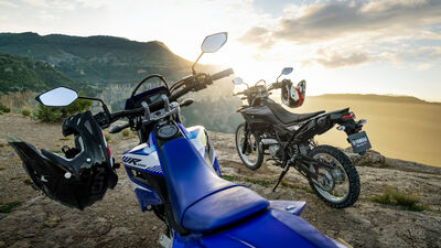 2026-Yamaha-WR125-EU-Icon_Blue-Static-003-03.jpg