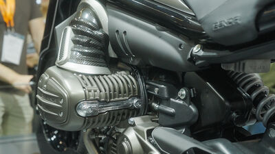 ©motochecker-4.jpg