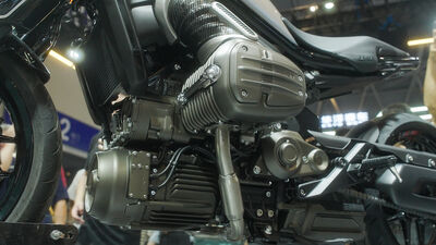 ©motochecker-6.jpg