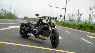 ©motochecker-3.jpg